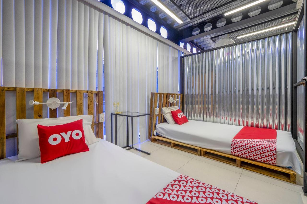 Hotel Oyo 1084 Guyasuka Ratchada Bangkok Exterior foto